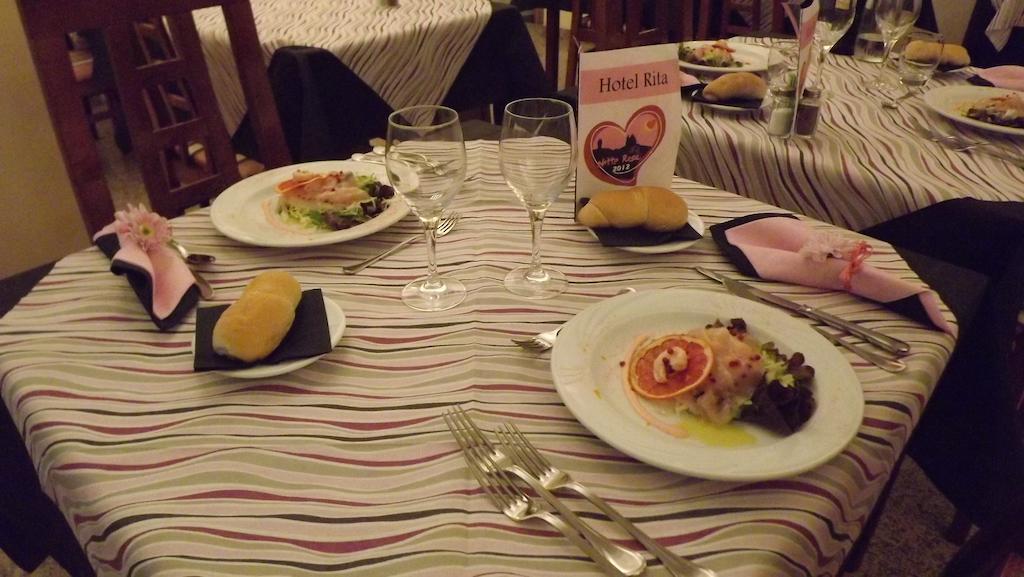 Hotel Rita リッチョーネ エクステリア 写真